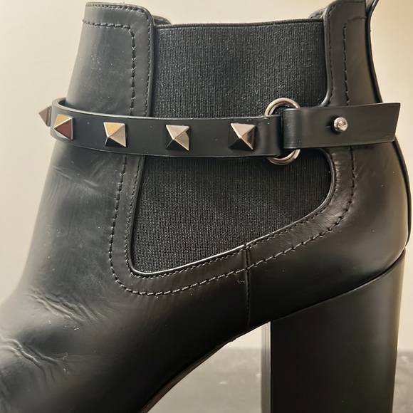 Valentino bootie! With studs. Worn once. Size 38.5 excellent condition